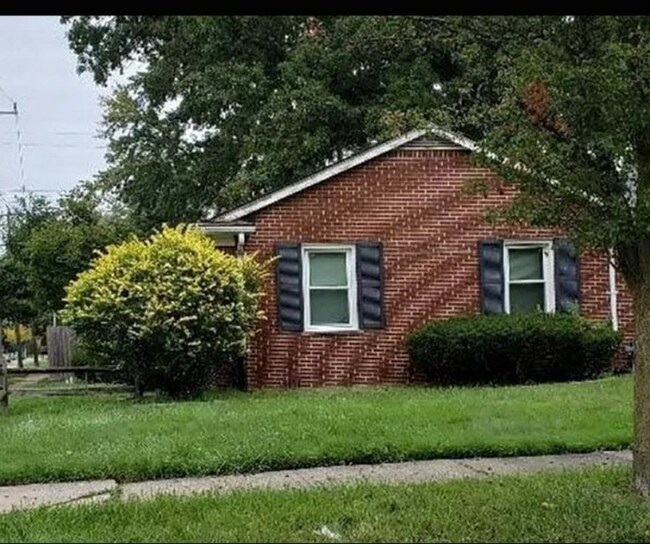 Building Photo - 20405 Kingsville St