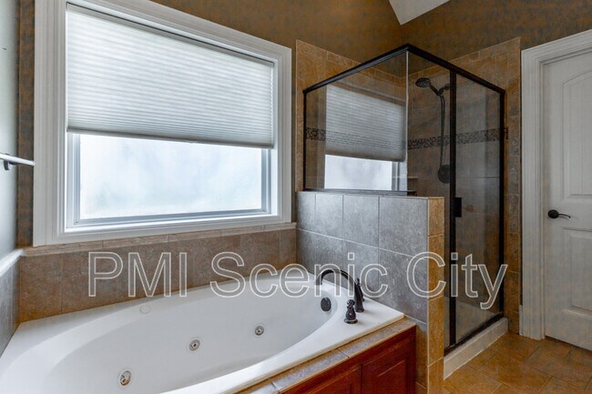 Building Photo - 8802 Mckenzie Farm Dr