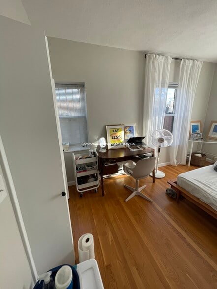 Building Photo - 3 Worcester Sq