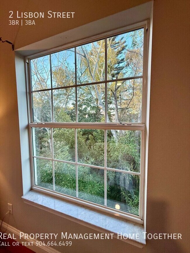 Building Photo - 2 Lisbon St