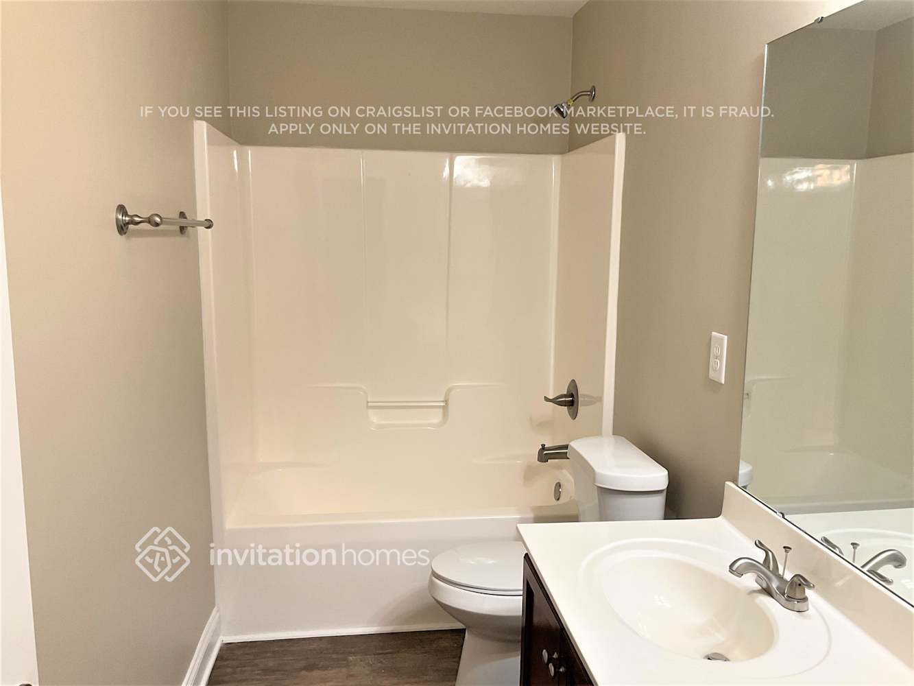 Building Photo - 1006 Forestway Ct