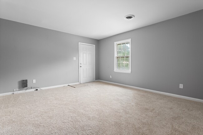 Building Photo - 1403 Sportsman Trail