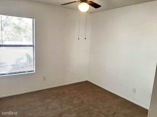 Building Photo - 9302 Twin Trails Dr