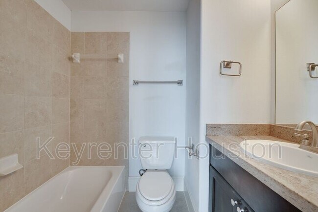 Building Photo - 4203 Feagan St