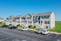 Building Photo - Copper Beech Bowling Green