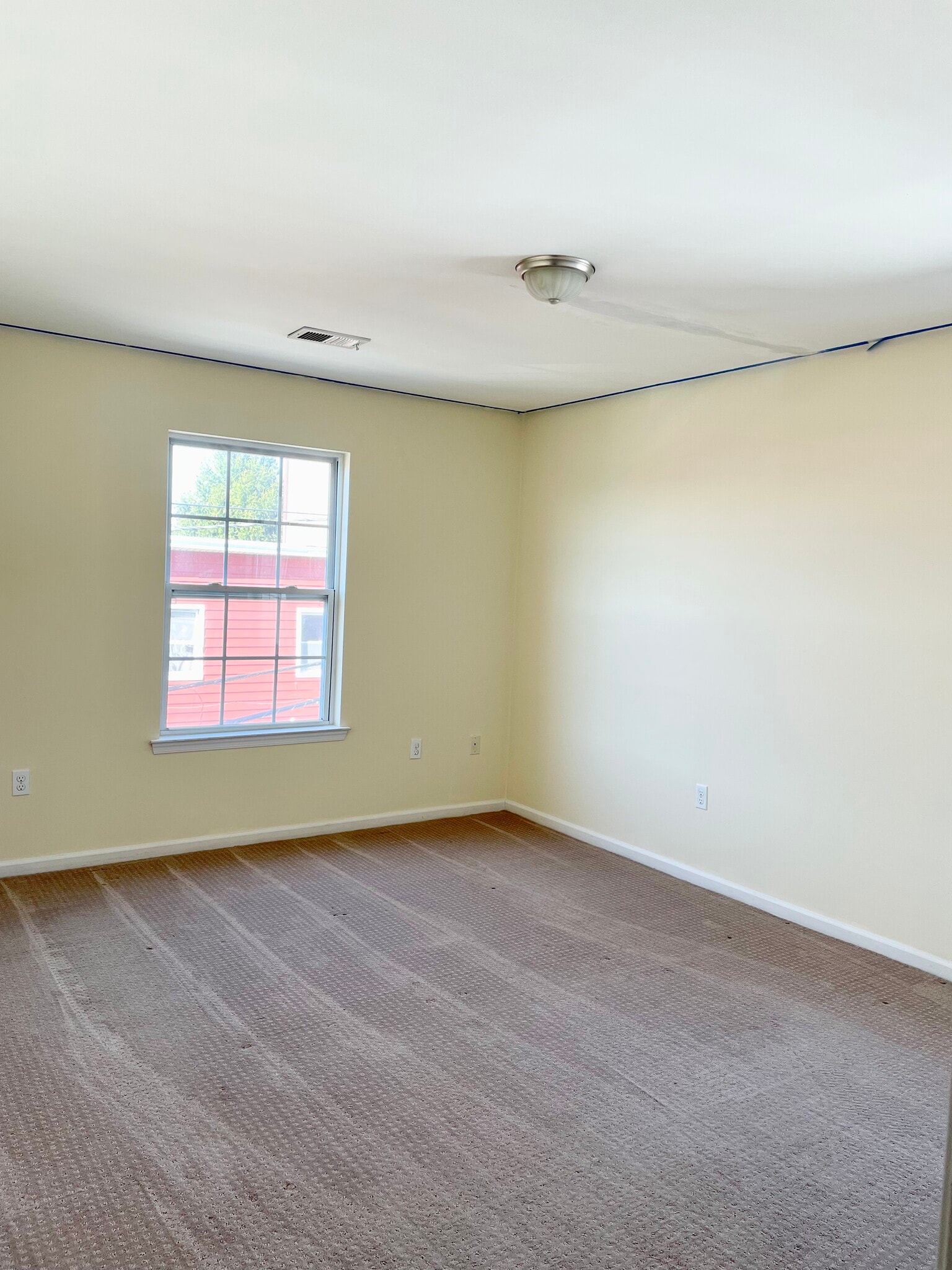 Building Photo - 149 Avenue E
