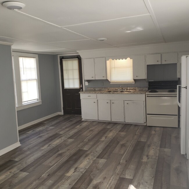 Building Photo - Home for rent in Breaux Bridge