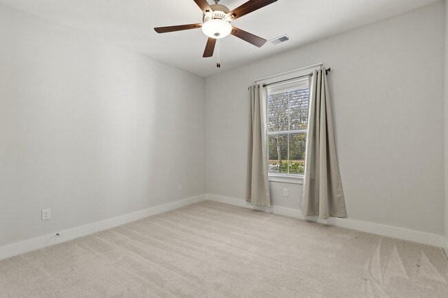 Building Photo - 3953 Bessemer Rd