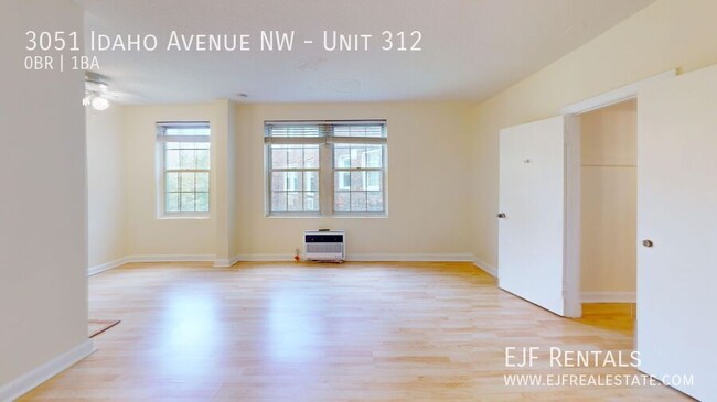 Building Photo - 3051 Idaho Ave NW