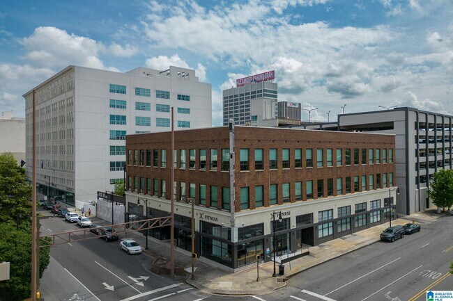 Building Photo - 1801 2nd Ave N