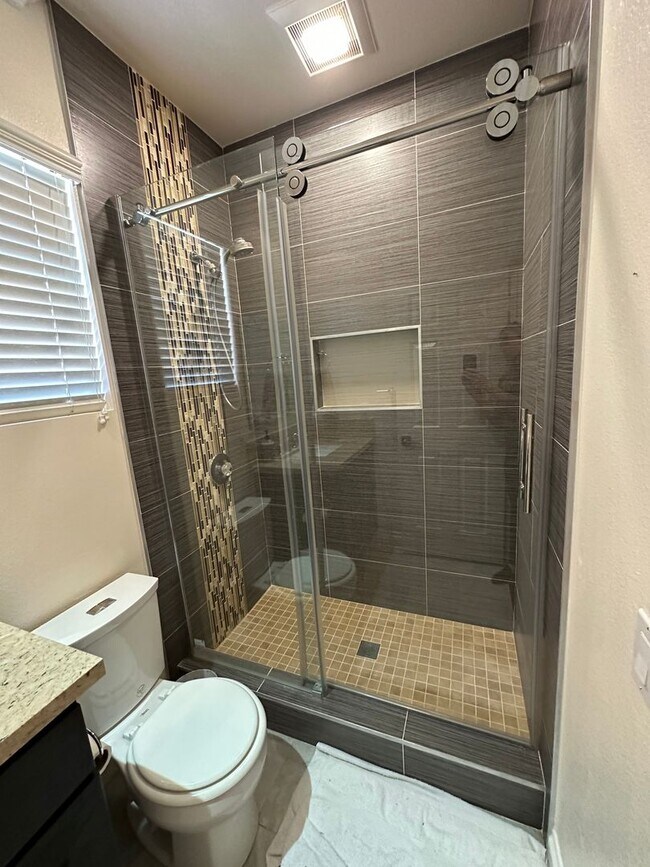 Building Photo - Single Story 3 Bedrooms in Temeku Hills