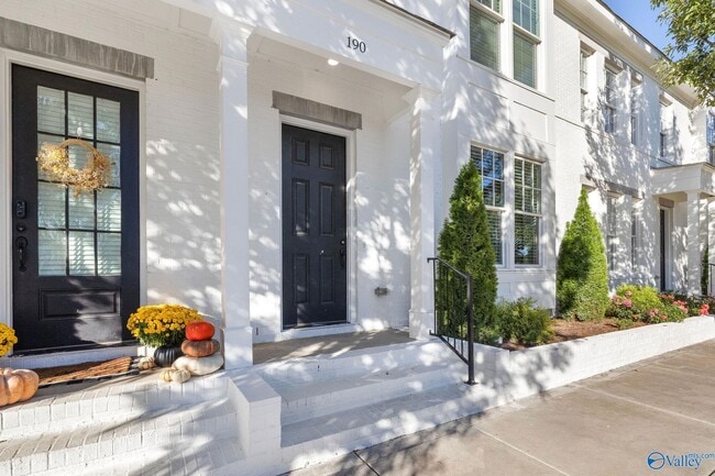 Building Photo - 190 Kearny St