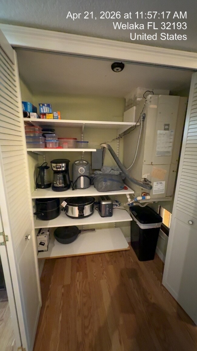 Building Photo - 99 Broad River Pl