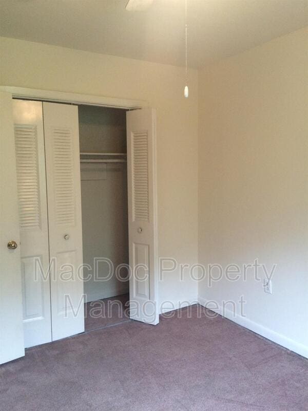 Building Photo - 813 Sledgehammer Dr
