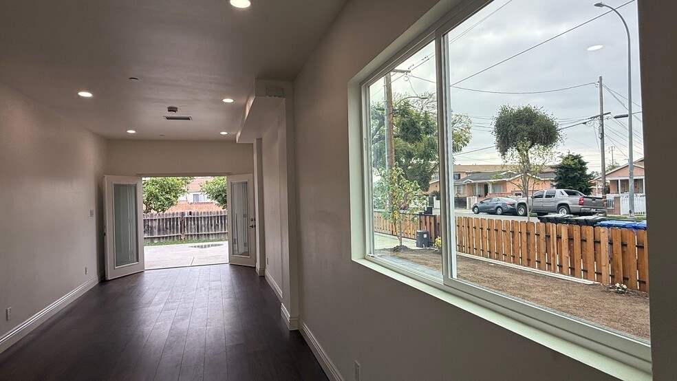 Building Photo - 4107 Clara St