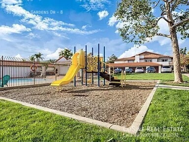 Building Photo - 9813 Caspi Gardens Dr