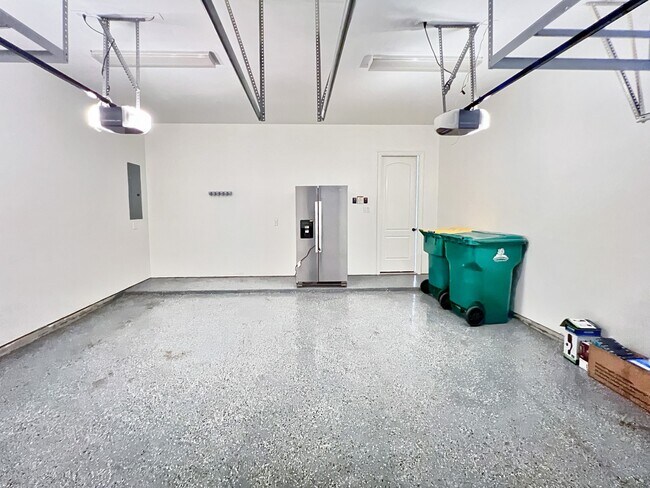 Building Photo - 78 Lindenberry Cir