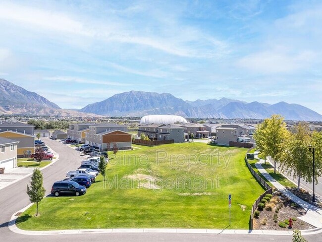 Building Photo - 178 E 630 N