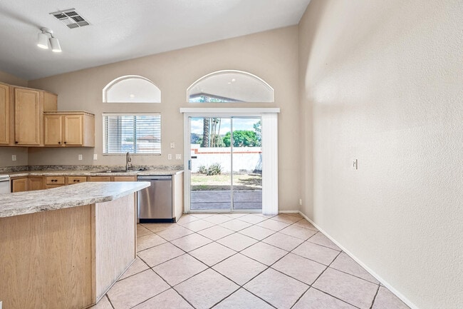 Building Photo - 20717 N 59th Dr