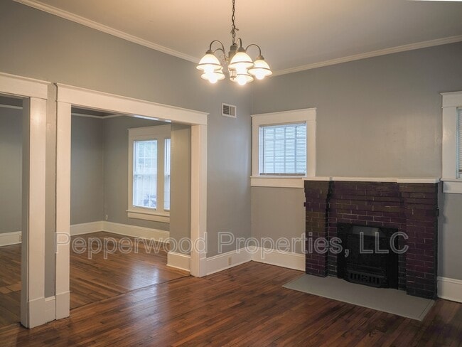 Building Photo - 318 Hydrick St