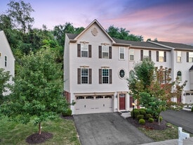 Building Photo - 8042 Hinsdale Ln