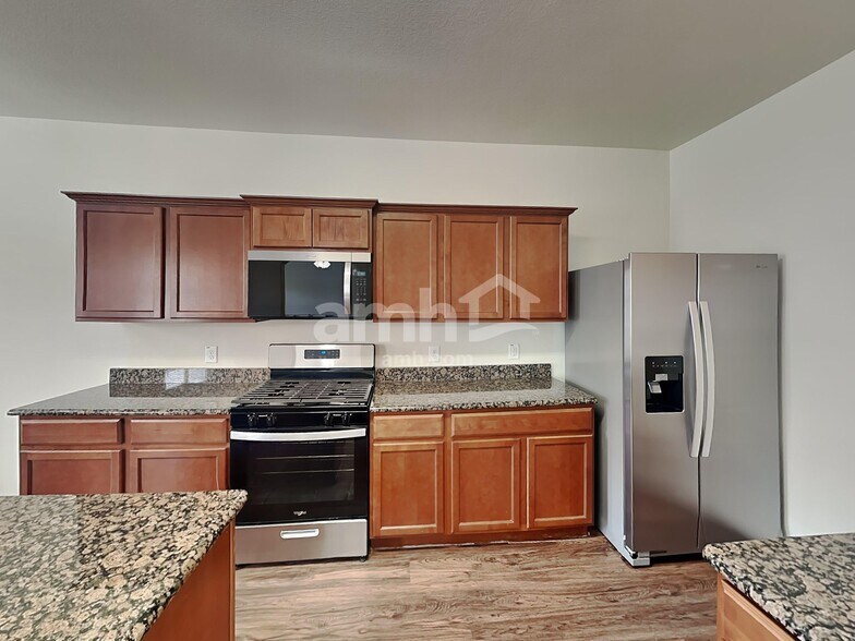Building Photo - 10237 Tate Ct