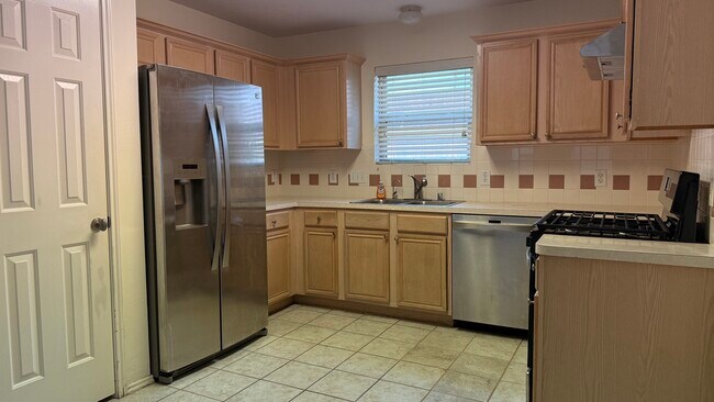 Building Photo - 13111 Leader Trail