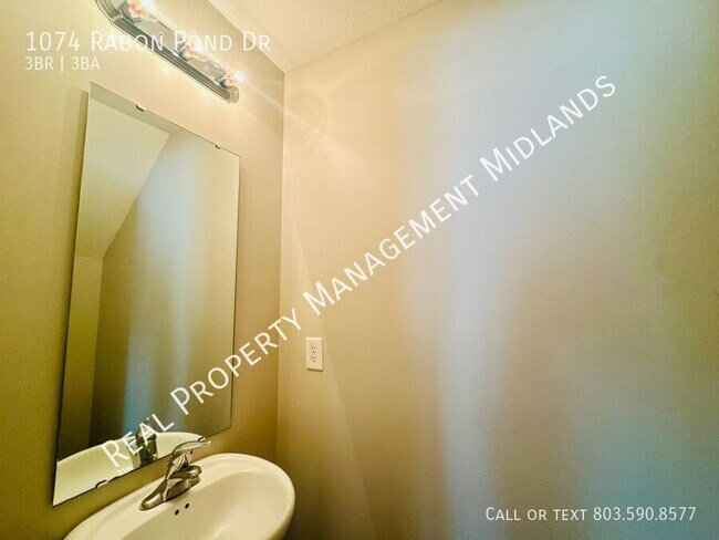 Building Photo - 1074 Rabon Pond Dr