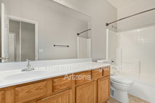 Building Photo - 1710 S 159th Ave