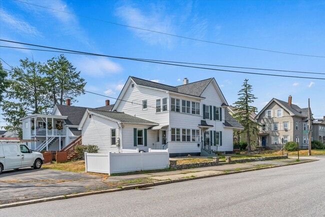 Building Photo - 788 Union St
