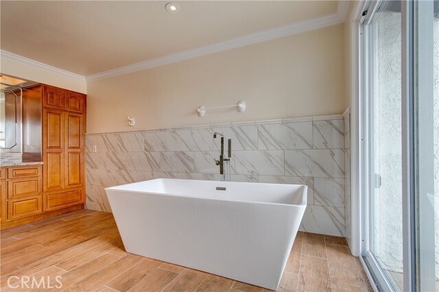 Building Photo - 1658 N Hunters Way