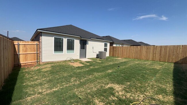 Building Photo - 20416 Deer Creek Dr
