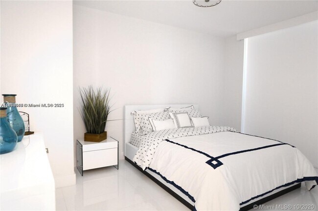 Building Photo - 50 Biscayne Blvd