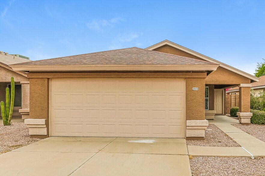 Primary Photo - 20831 N 3rd Ave