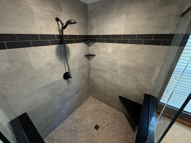 Building Photo - Spacious 4-bedroom, 3-bath POOL home in Cypress Springs! Pool Service INCLUDED!