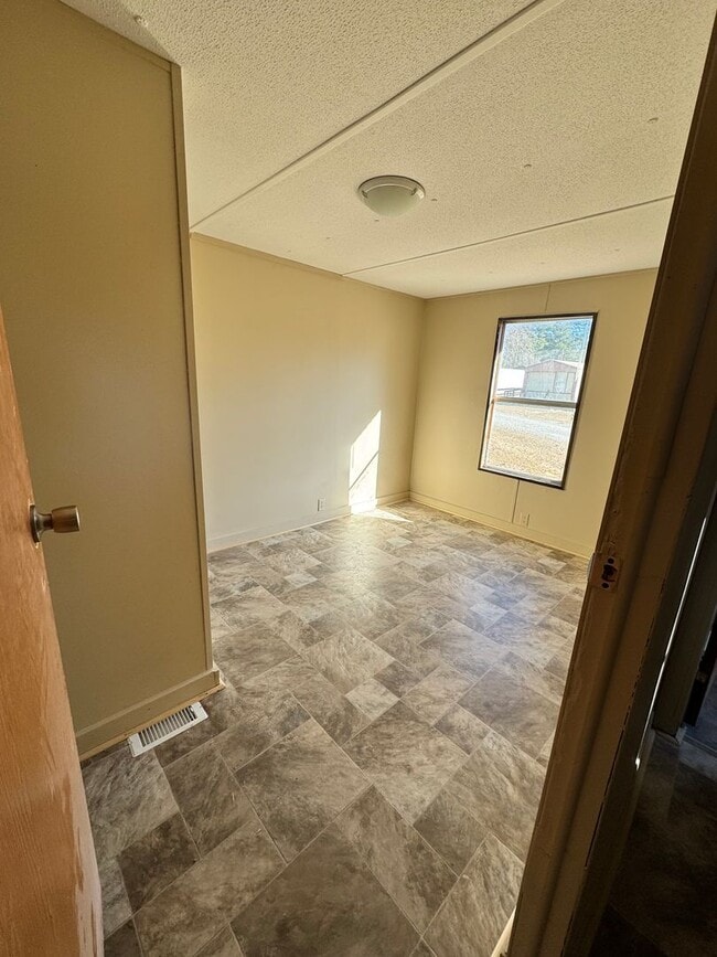 Building Photo - 2 Bedroom/1.5 Bath Home in Wadesboro