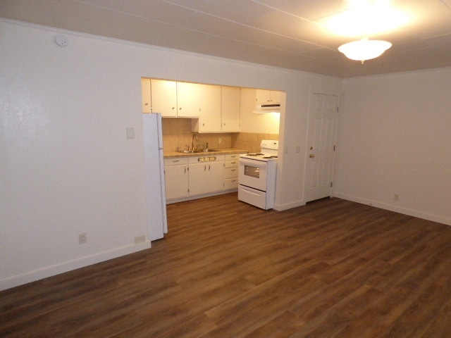 Building Photo - APPLICATION PENDING -  820 1/2 S. C Street...