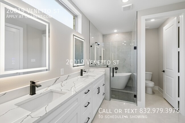 Building Photo - 20019 Venetto St