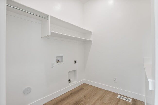 Building Photo - Brand New Idaho Falls Twin Home | Move-In ...