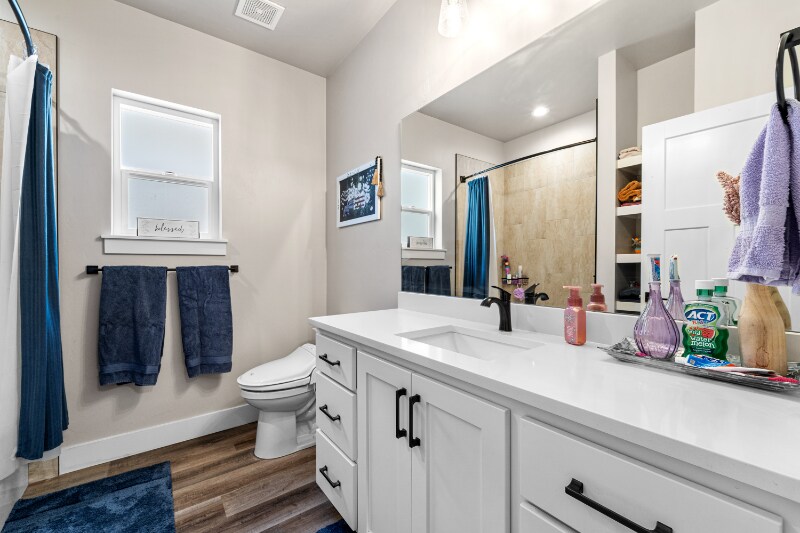 Building Photo - 3056 E Columbus River Ct