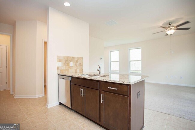 Building Photo - 4355 Almanor Cir