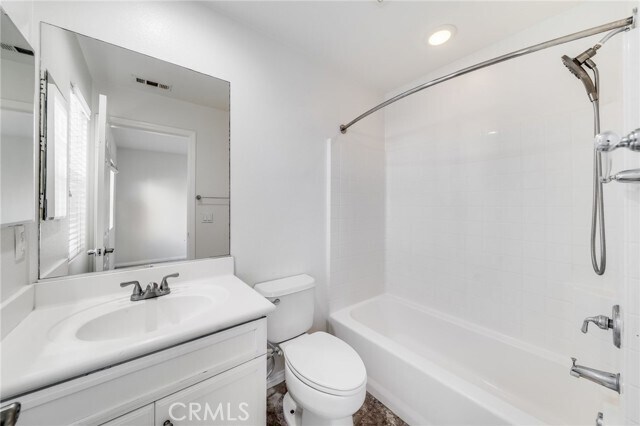 Building Photo - 814 Silk Tree