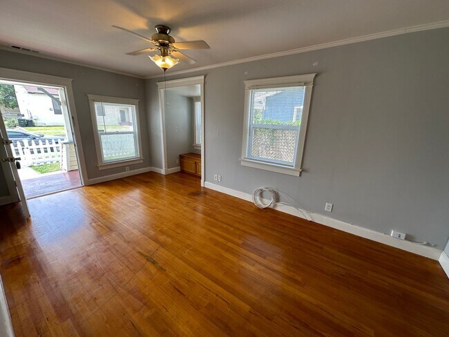 Building Photo - 535 N Olive St