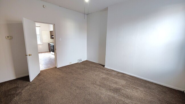 Building Photo - *Spacious 2BD/1BA Single-Family Home for Rent in Southside*