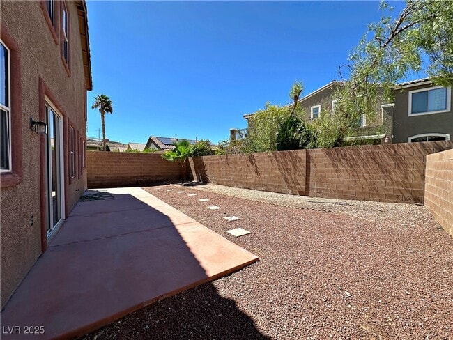 Building Photo - 5914 W Tinazzi Way