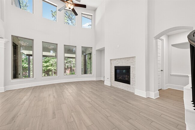 Building Photo - 118 Dorado Sky Ct
