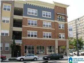 Building Photo - Wonderful 1 bedroom, 1 bathroom studio unit in the heart of the UAB Medical District