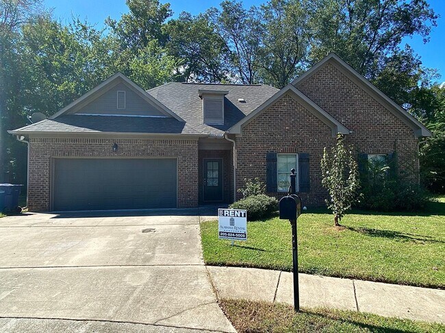 Primary Photo - Home for rent in Maylene! Available to Vie...