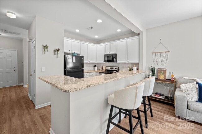 Building Photo - 11339 Dundarrach Ln