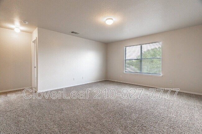 Building Photo - 8843 Kestrel Oak